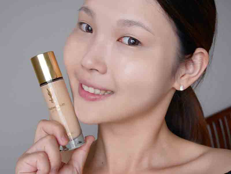YSL 超模聚焦光感粉底液